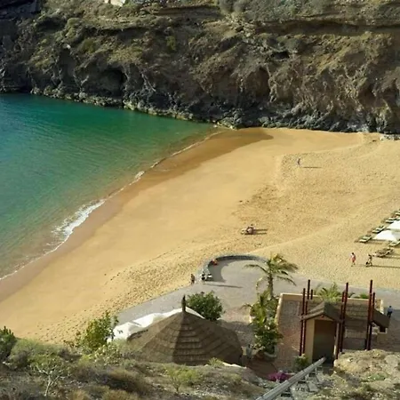 1 Bdr Partial Sea View Apartment Playa San Juan